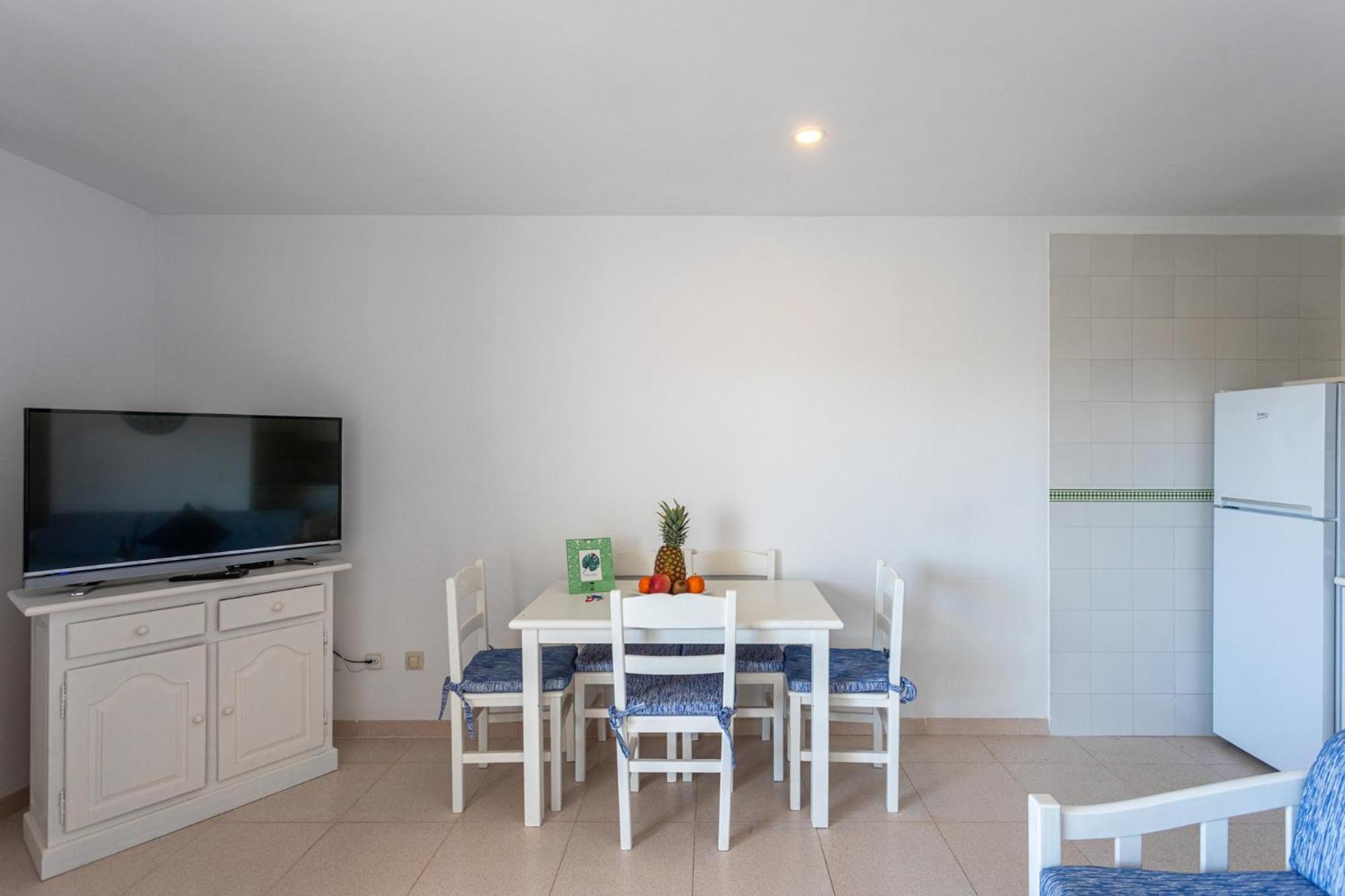 Es Dolc Apartments By Youroom Colonia de Sant Jordi Luaran gambar