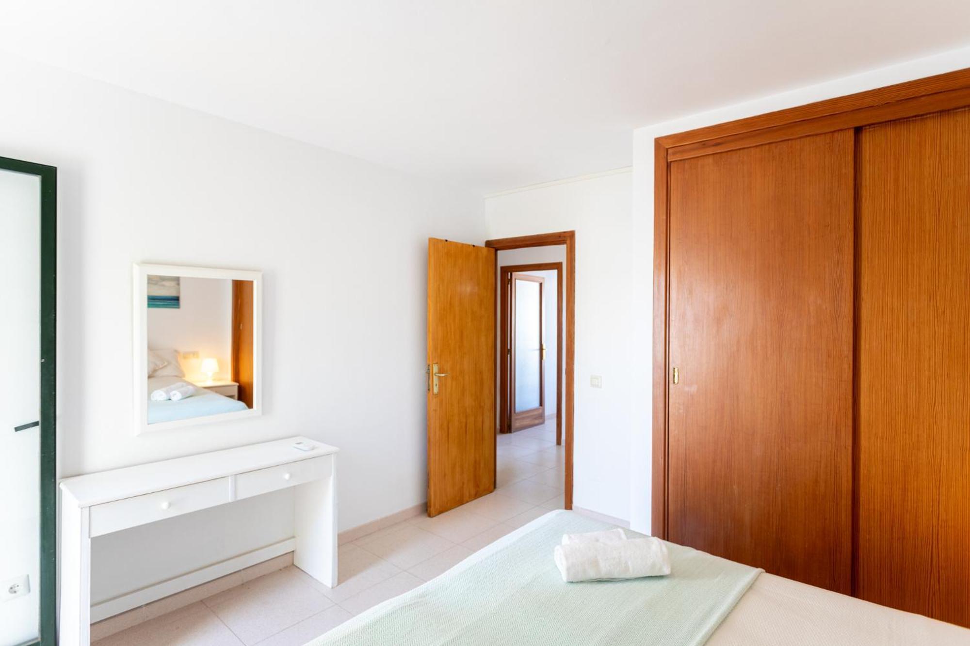 Es Dolc Apartments By Youroom Colonia de Sant Jordi Luaran gambar