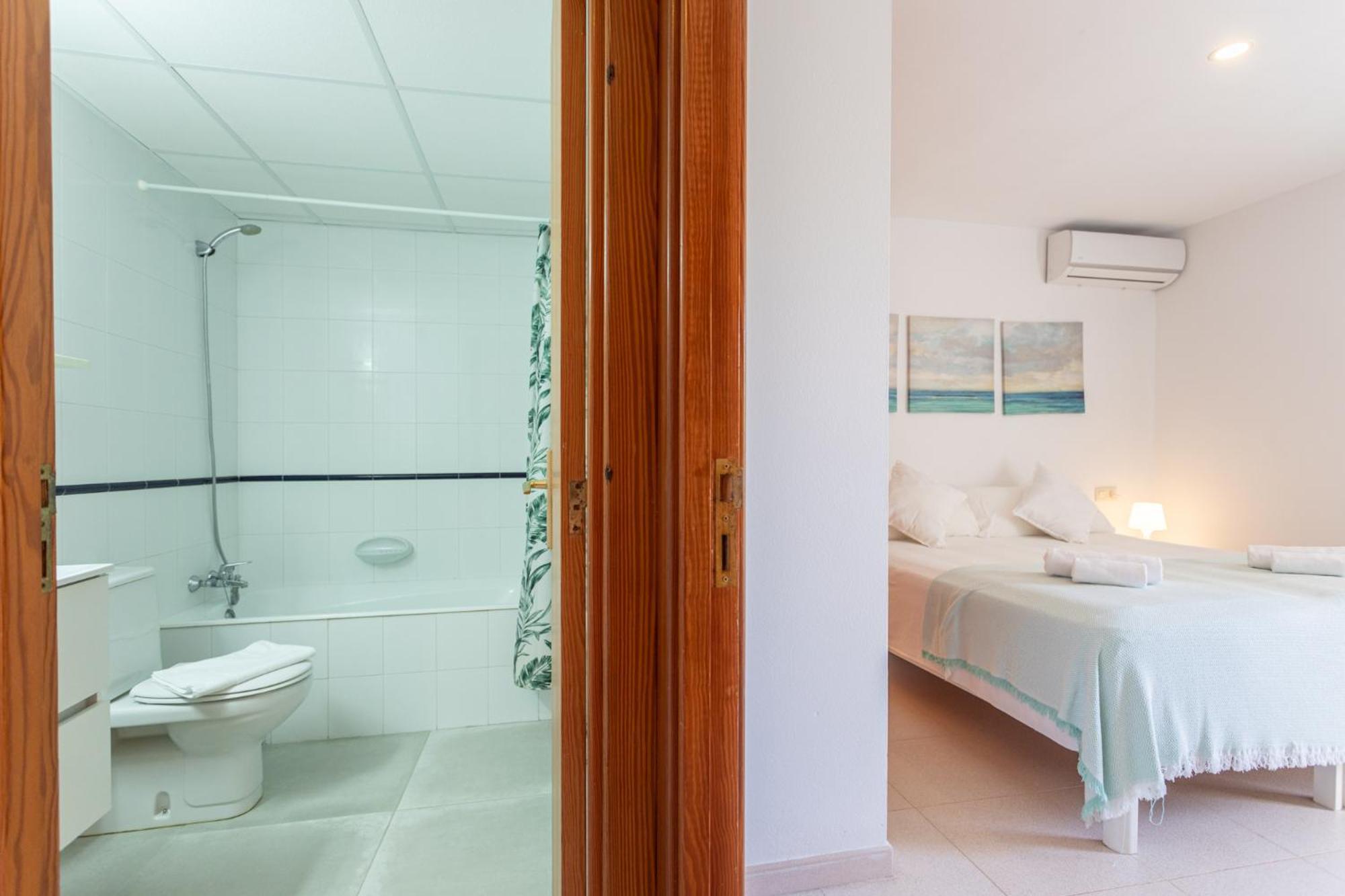 Es Dolc Apartments By Youroom Colonia de Sant Jordi Luaran gambar