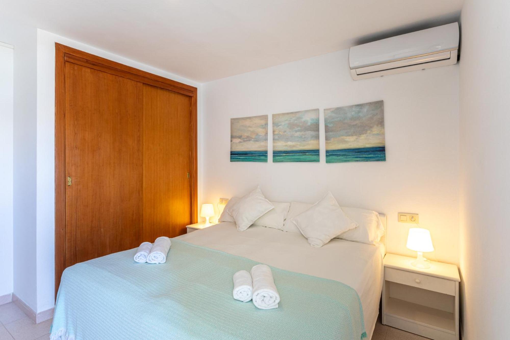 Es Dolc Apartments By Youroom Colonia de Sant Jordi Luaran gambar